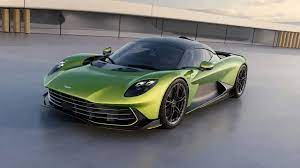 Best Luxury Cars in Pakistan, Prices & Ratings 